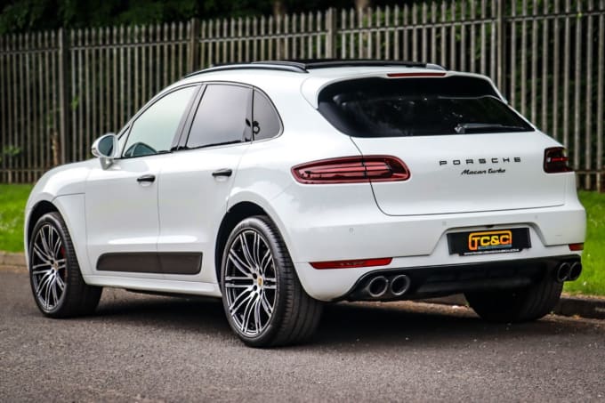 2025 Porsche Macan