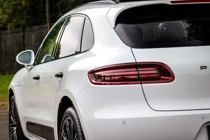 2025 Porsche Macan