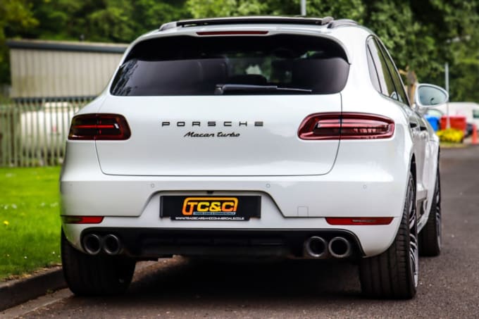 2025 Porsche Macan