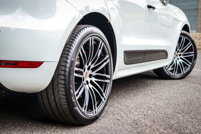 2025 Porsche Macan