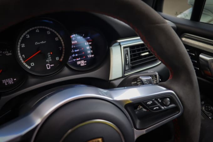2025 Porsche Macan