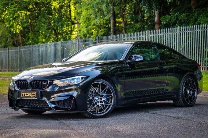 2025 BMW M4