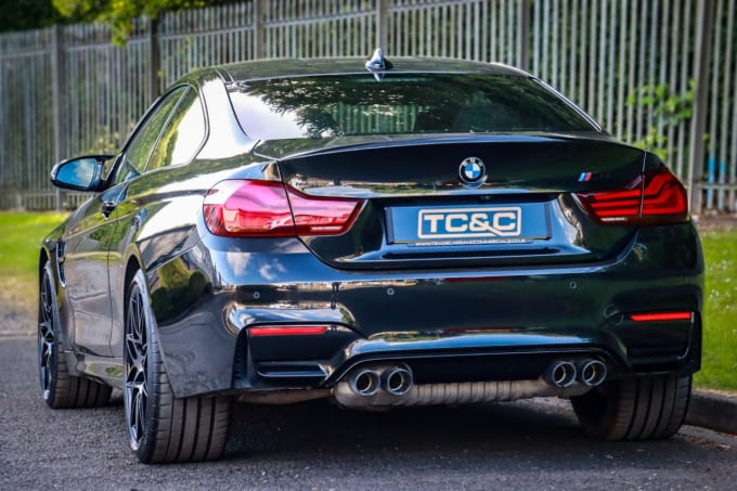 2025 BMW M4