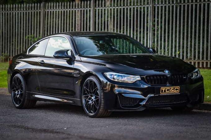 2025 BMW M4