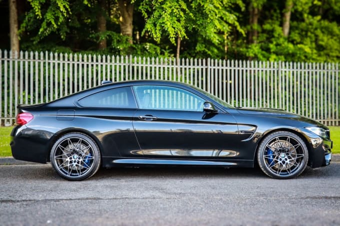 2025 BMW M4