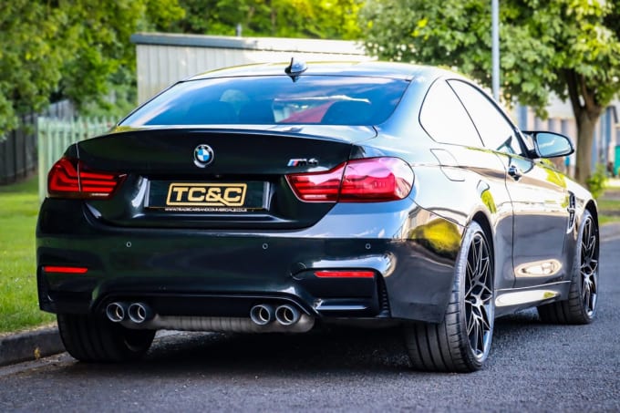 2025 BMW M4