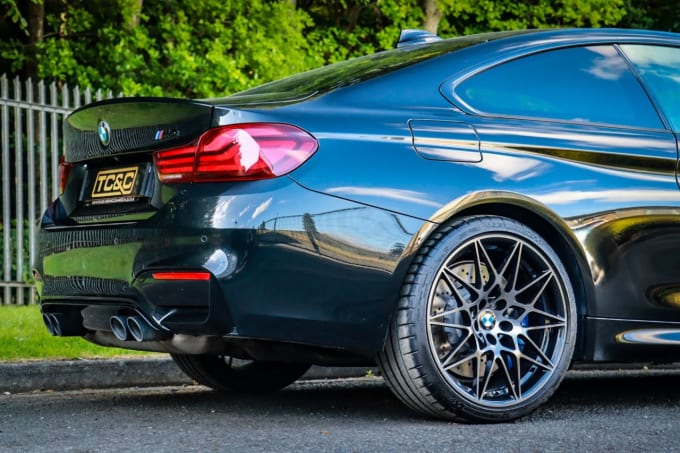 2025 BMW M4