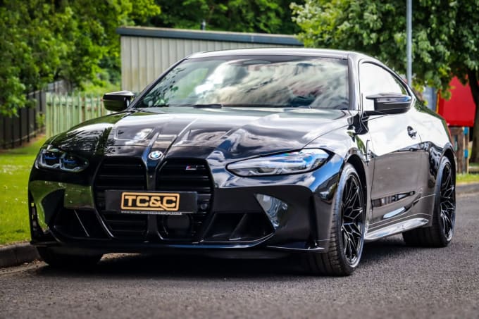 2025 BMW M4