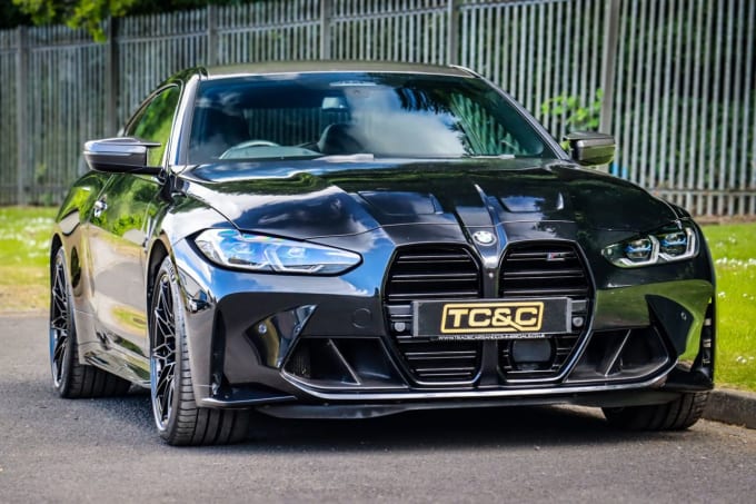 2025 BMW M4
