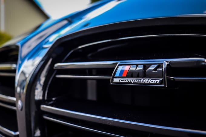 2025 BMW M4