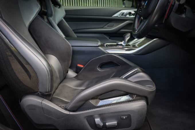 2025 BMW M4