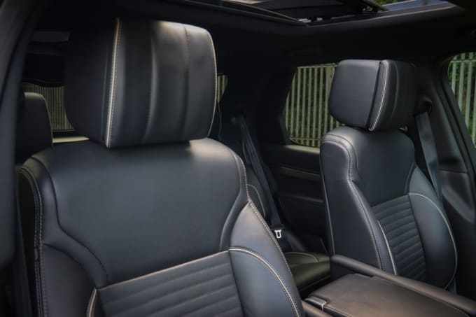 2025 Land Rover Discovery