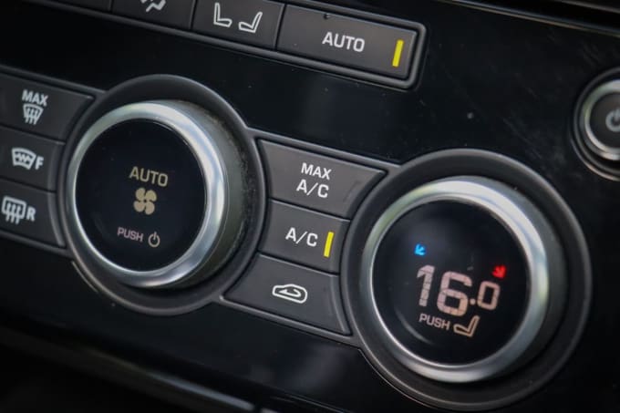 2025 Land Rover Discovery