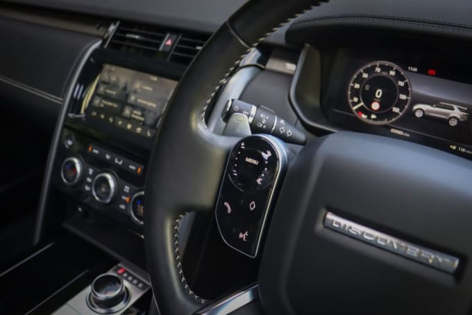 2025 Land Rover Discovery