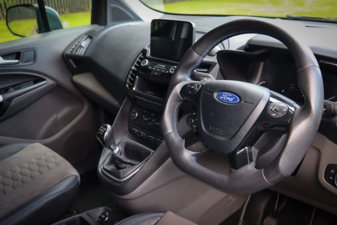 2025 Ford Transit Connect