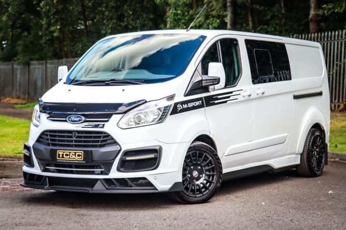 2025 Ford Transit Custom