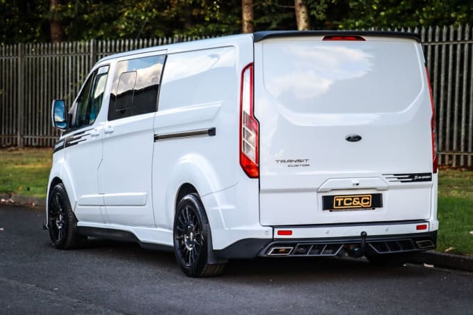2025 Ford Transit Custom