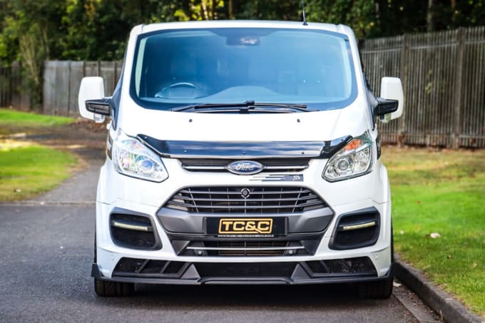 2025 Ford Transit Custom