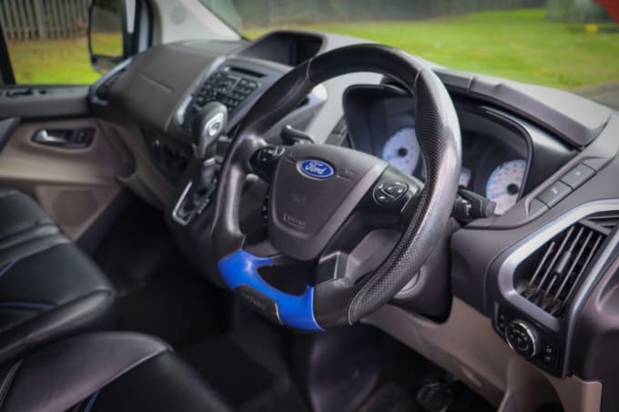 2025 Ford Transit Custom