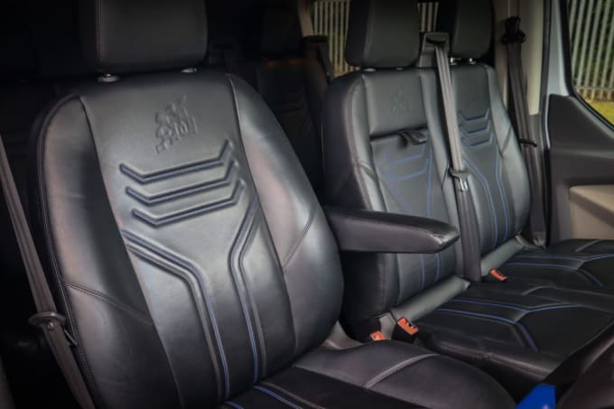 2025 Ford Transit Custom