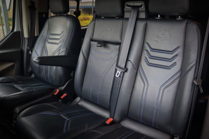 2025 Ford Transit Custom