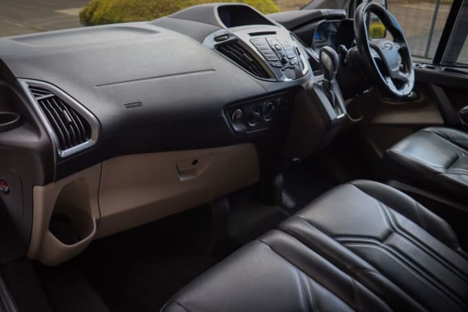 2025 Ford Transit Custom