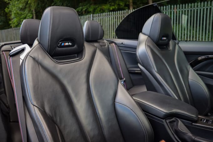 2025 BMW M4