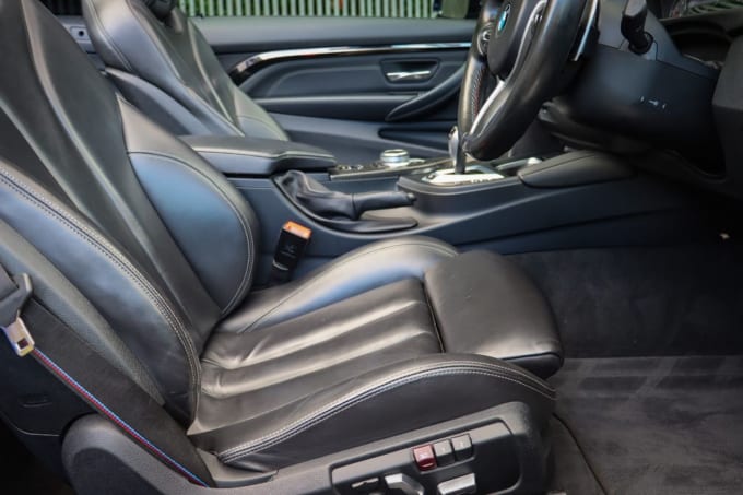 2025 BMW M4