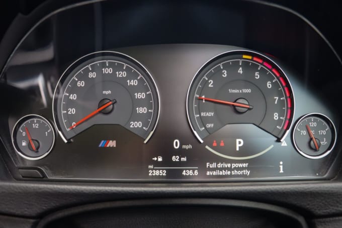 2025 BMW M4