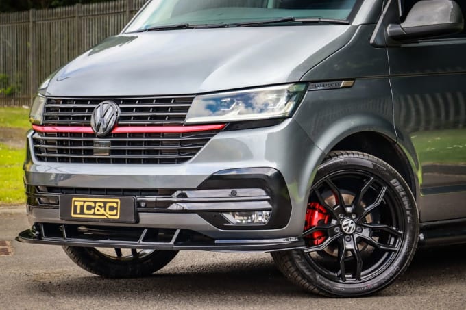 2025 Volkswagen Transporter