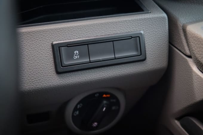 2025 Volkswagen Transporter