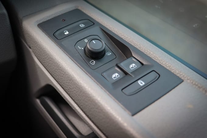 2025 Volkswagen Transporter