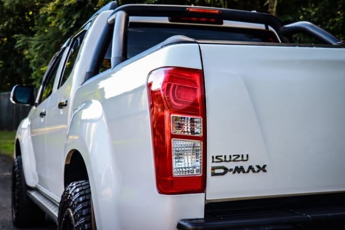 2025 Isuzu D-max