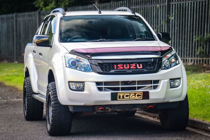 2025 Isuzu D-max