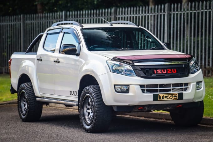 2025 Isuzu D-max