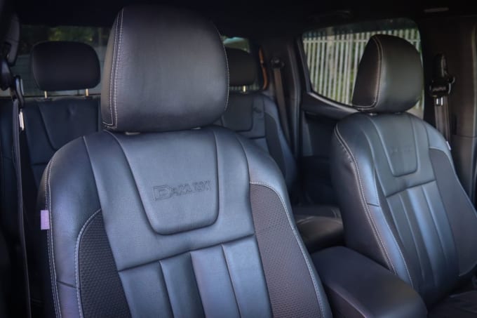 2025 Isuzu D-max
