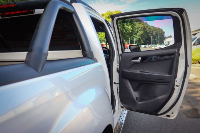 2025 Isuzu D-max