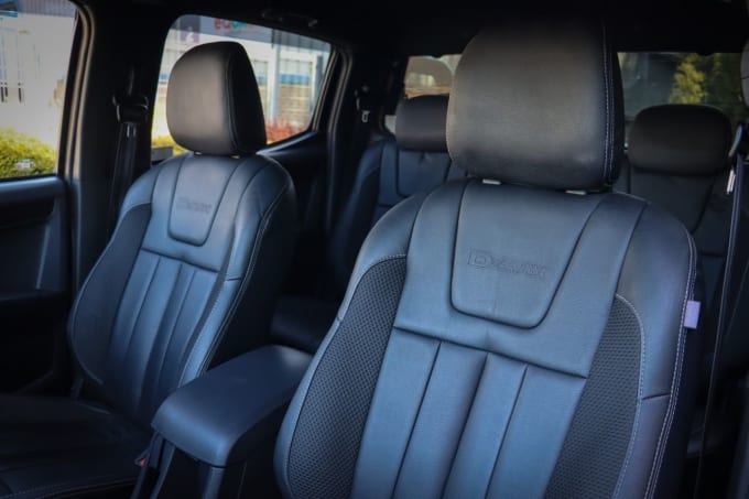 2025 Isuzu D-max