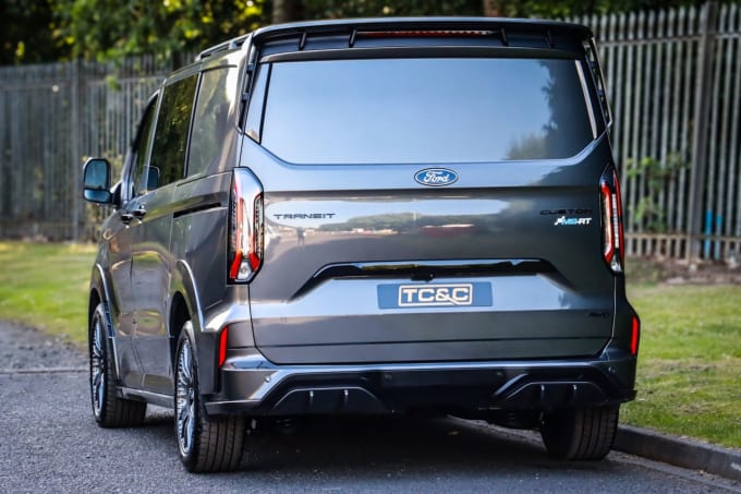 2025 Ford Transit Custom