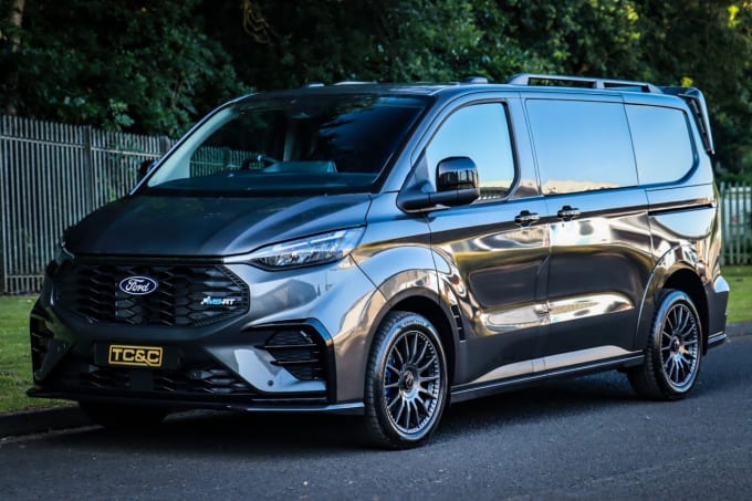 2025 Ford Transit Custom