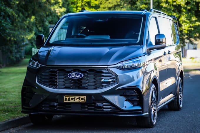 2025 Ford Transit Custom