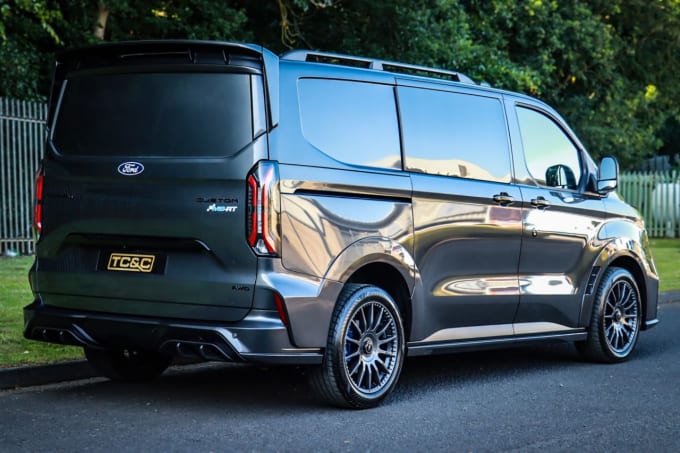 2025 Ford Transit Custom