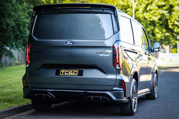 2025 Ford Transit Custom