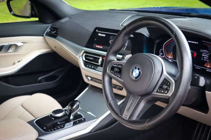 2025 BMW 3 Series