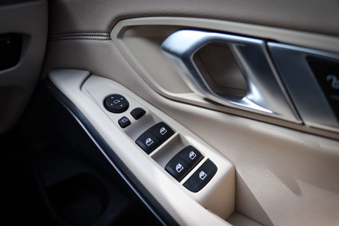 2025 BMW 3 Series