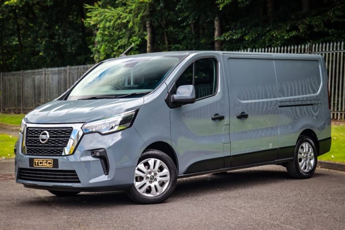 2025 Nissan Primastar