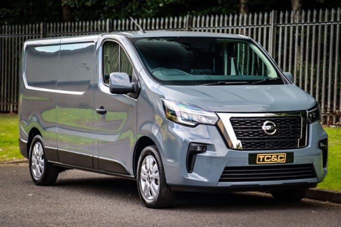 2025 Nissan Primastar