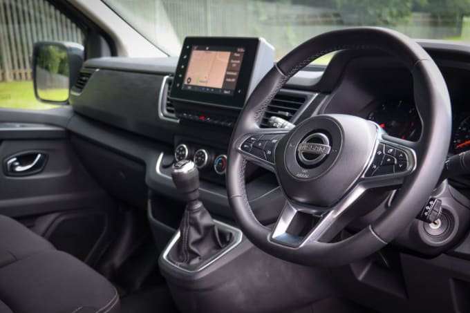 2025 Nissan Primastar