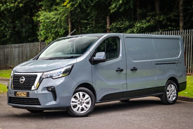 2025 Nissan Primastar