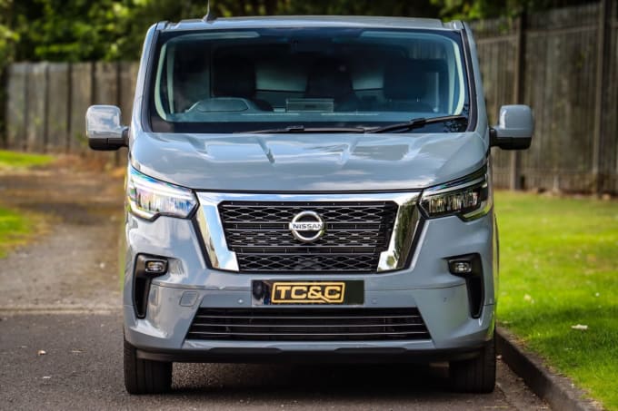 2025 Nissan Primastar